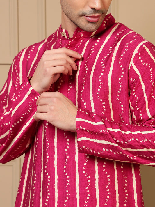 Magenta Bandhani Printed Men Kurta