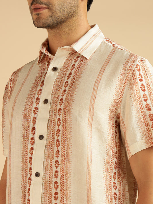 Off White Motif Striped Men Casual Shirt